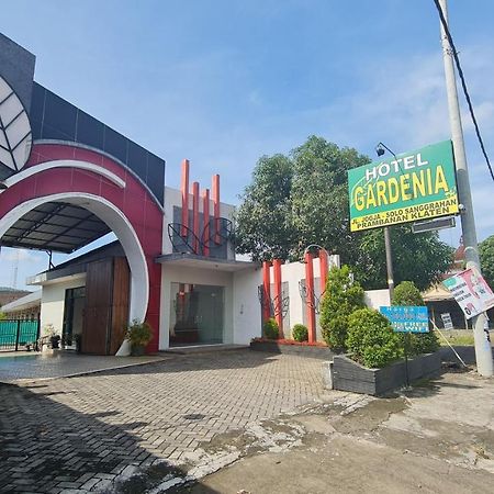 Surakarta  Oyo 90831 Hotel Gardenia Prambanan מראה חיצוני תמונה
