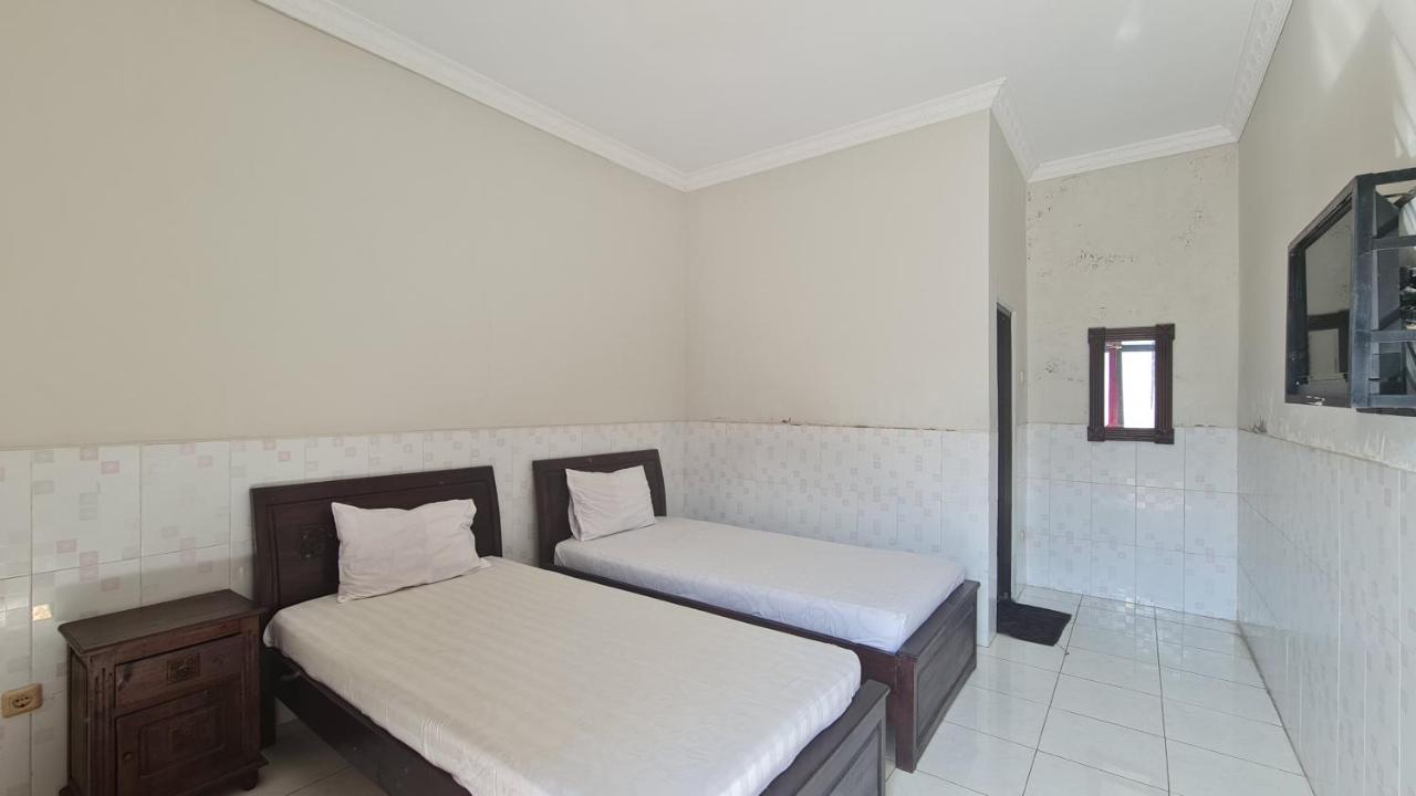Surakarta  Oyo 90831 Hotel Gardenia Prambanan מראה חיצוני תמונה